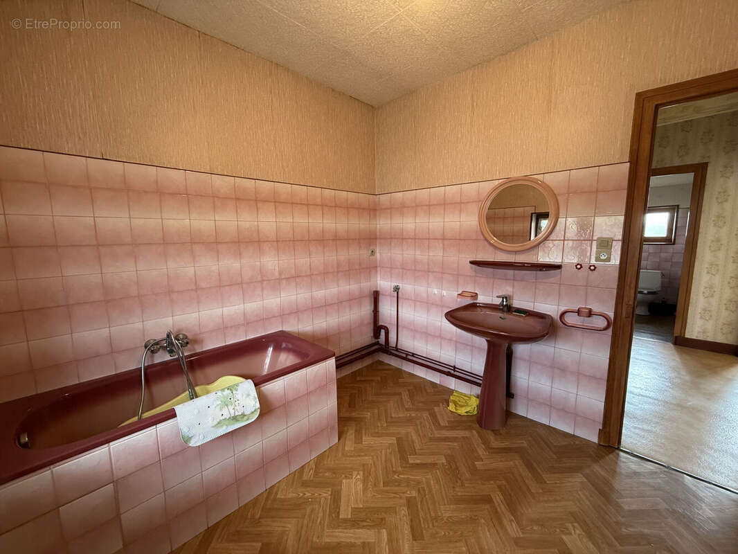 Photo 8 - Maison à GUEUGNON