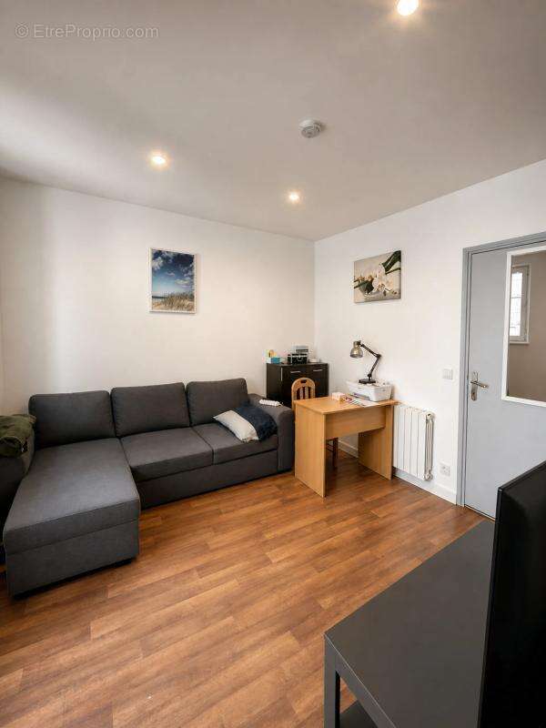 Immeuble de 9 pièces de 200 m² situé à Niort - photo 9