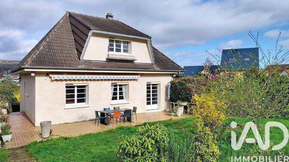 Photo 1 - Maison à SAINT-CHERON