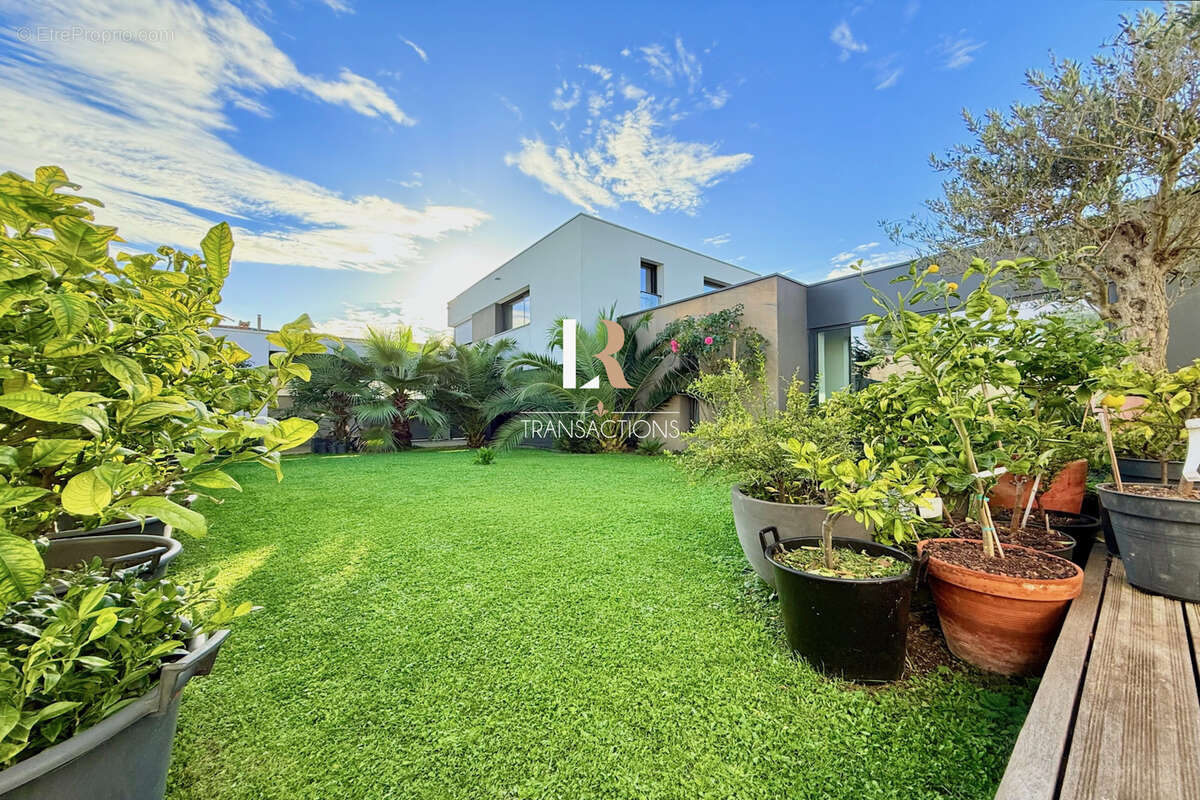 Maison à LA ROCHELLE