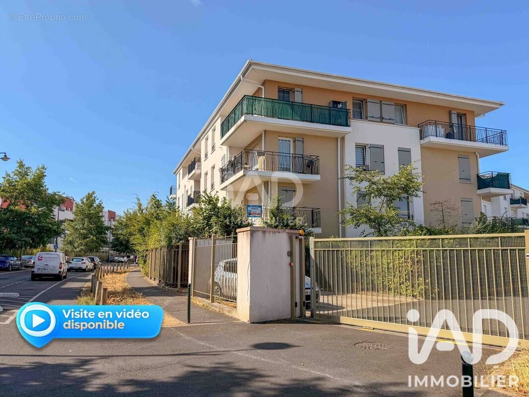 Photo 1 - Appartement à CORBEIL-ESSONNES