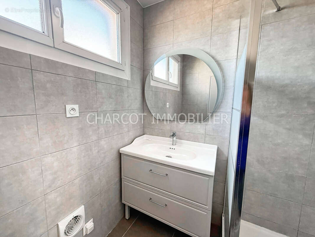 Appartement à LYON-5E