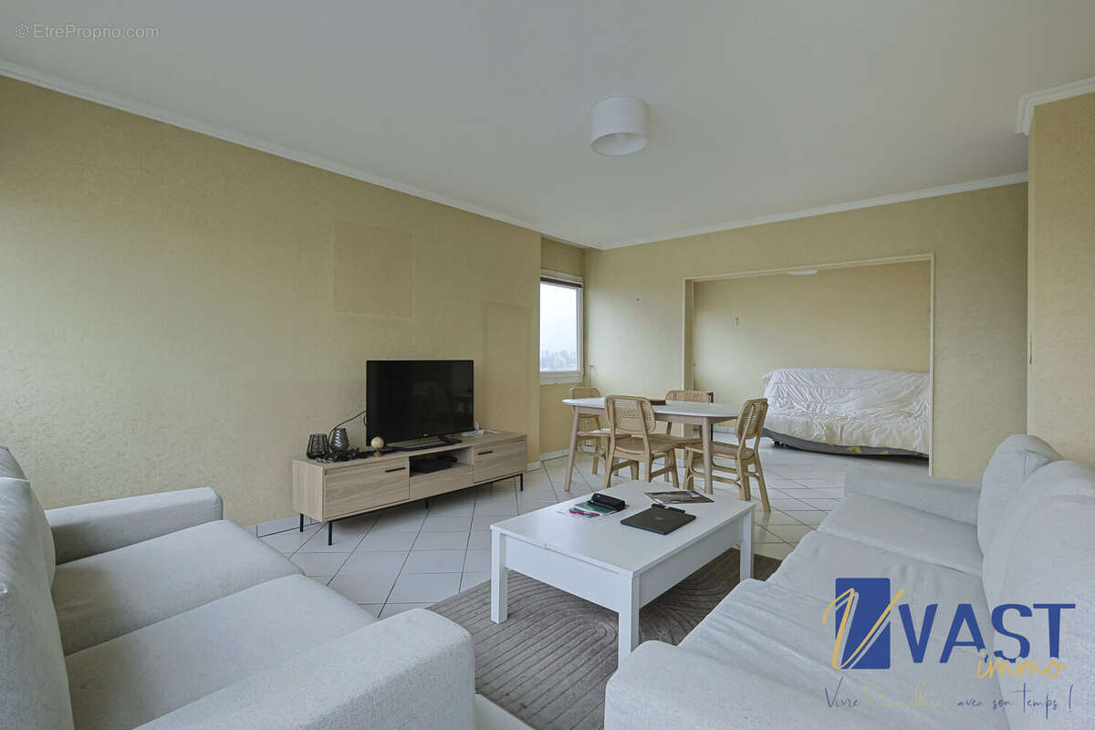 Appartement à MONS-EN-BAROEUL