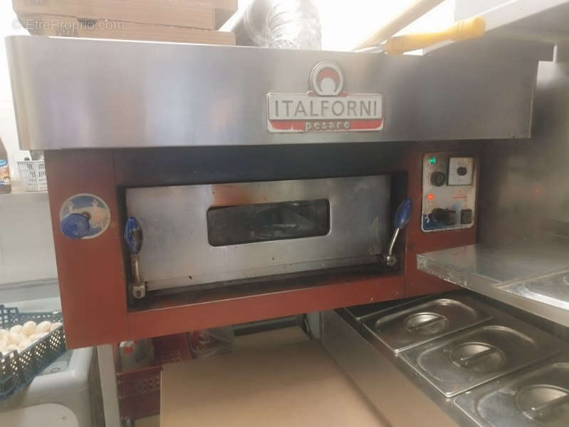 Commerce à PARIS-11E