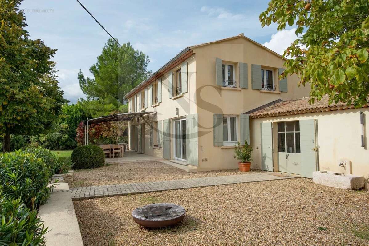 Maison à AIX-EN-PROVENCE
