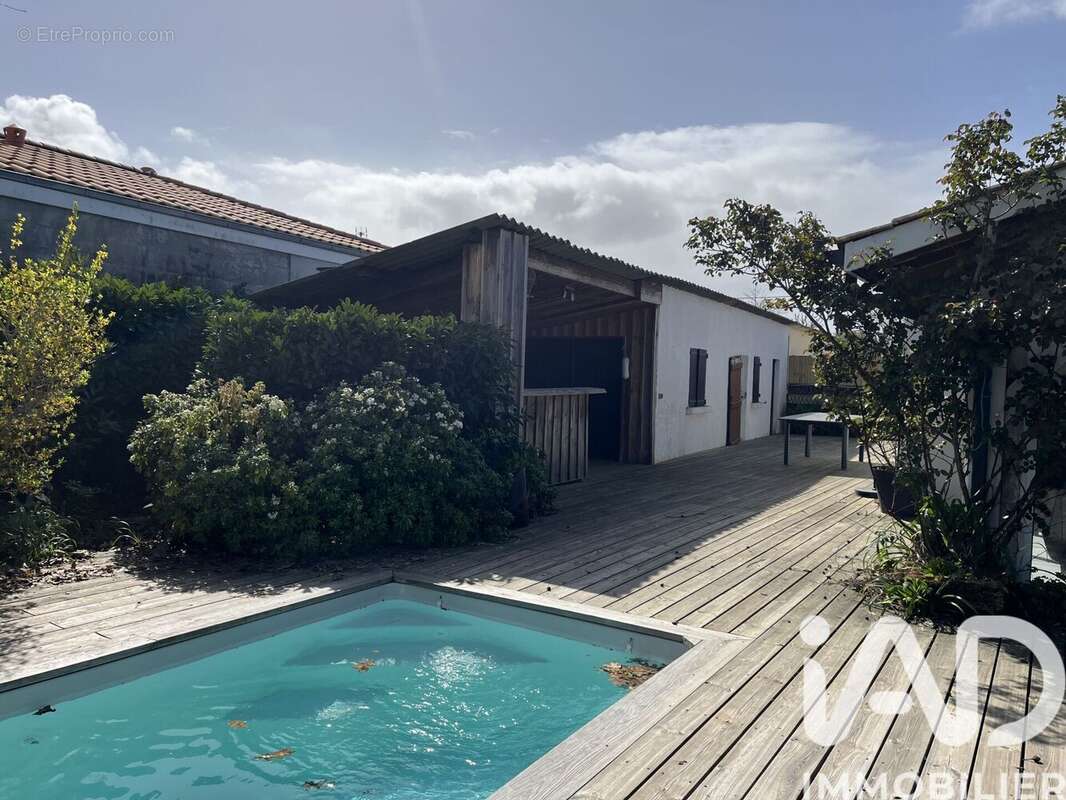 Photo 2 - Maison à ARES