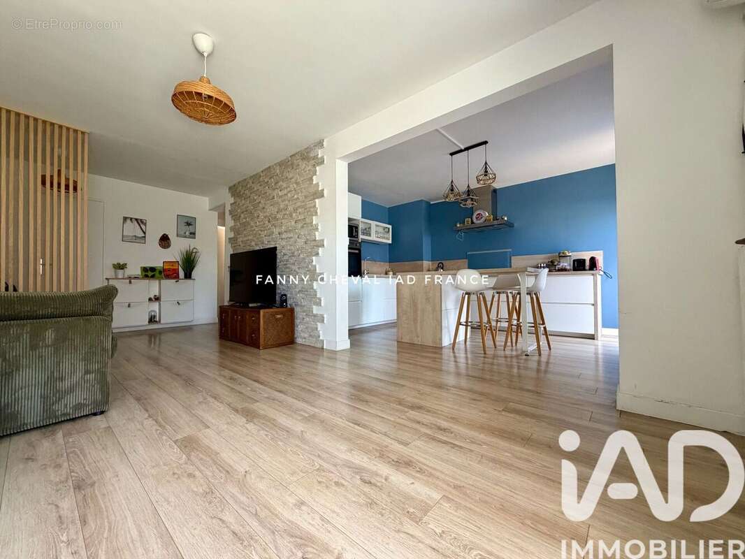 Photo 3 - Appartement à SIX-FOURS-LES-PLAGES