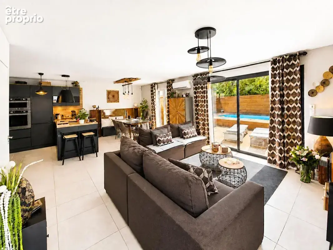 Maison 100 m²  - Piscine - Quartier calme - photo 2