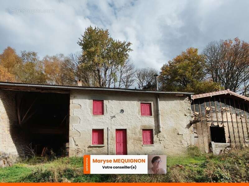 Maison à LE BRUGERON