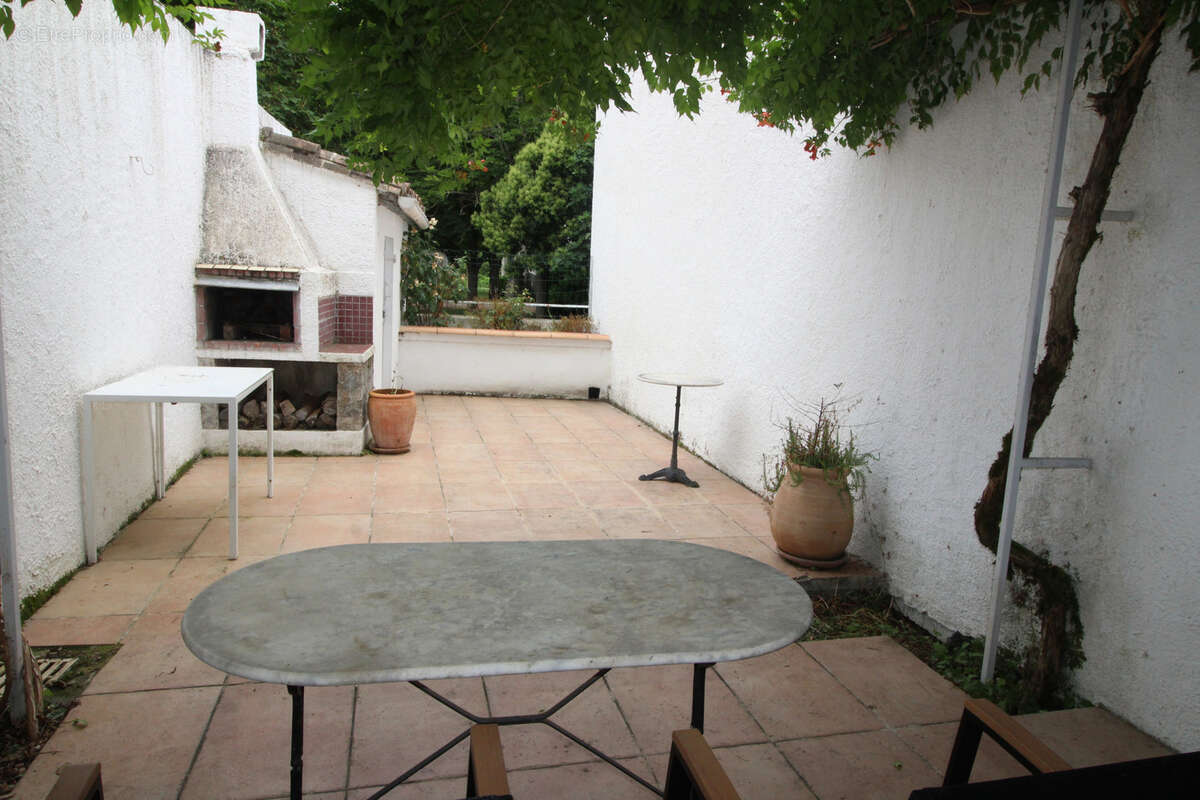 Maison à COUIZA