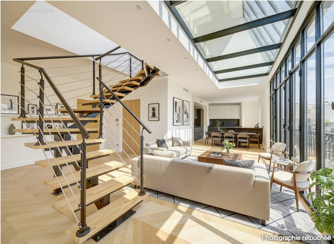 Appartement à NEUILLY-SUR-SEINE