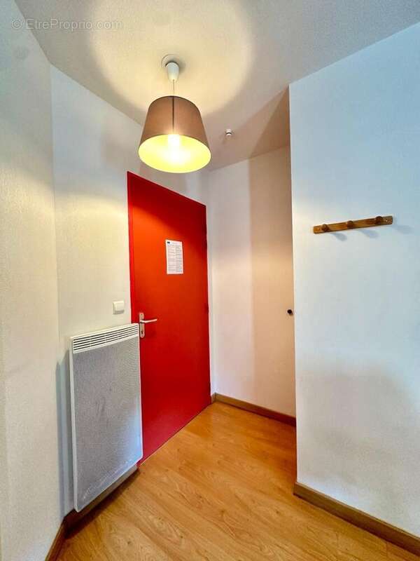   - Appartement à AX-LES-THERMES