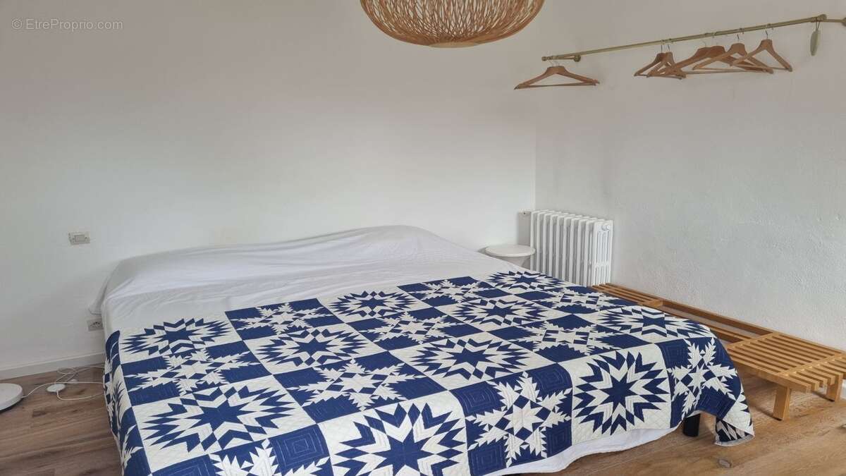 Maison à LES ISSAMBRES