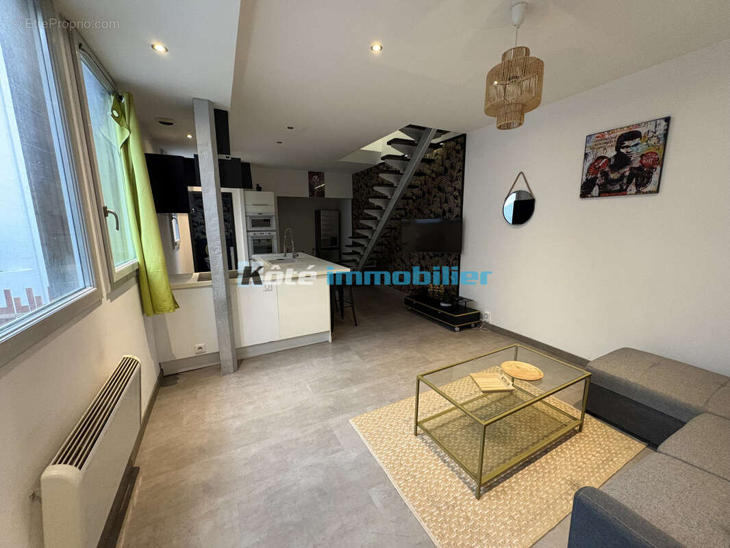 Appartement duplex de 66 m2 place verdun - photo 2