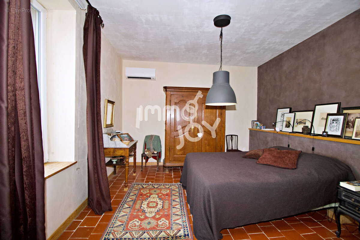 Maison à SAINT-ANDRE-DE-ROQUELONGUE