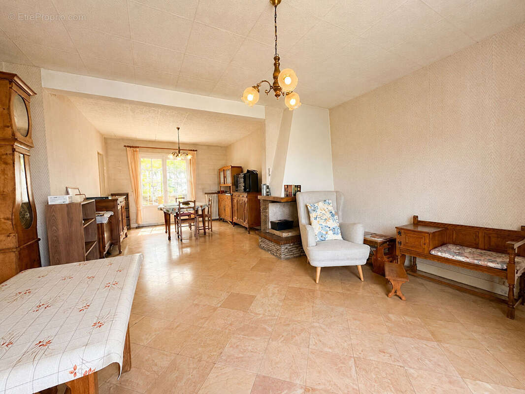 Maison à RIS-ORANGIS