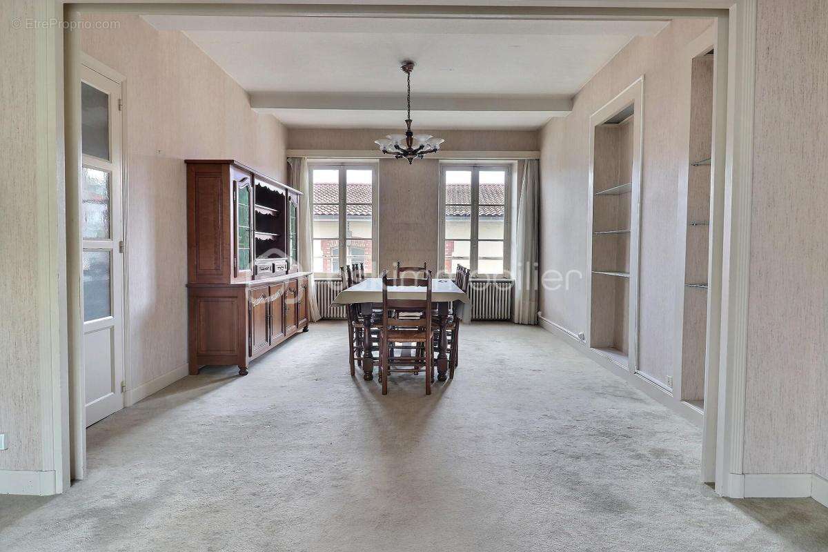maison  de ville 165m² 63300 Thiers - photo 7