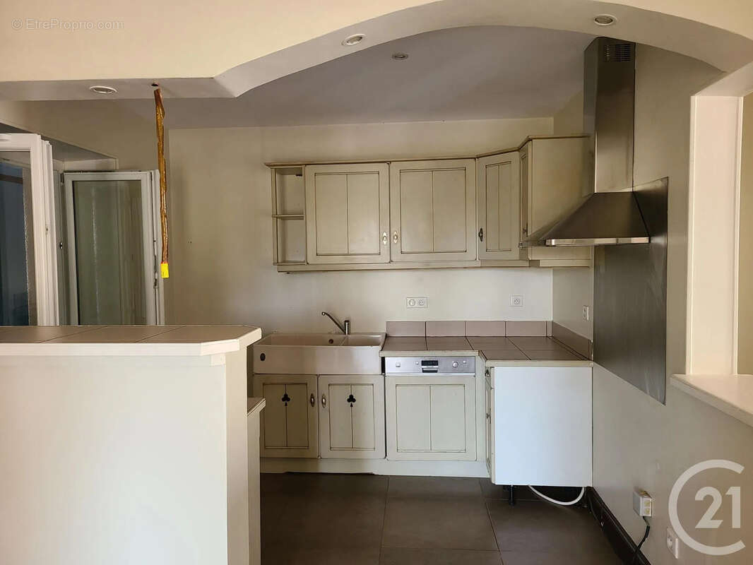 Maison à SAINT-MAMET-LA-SALVETAT