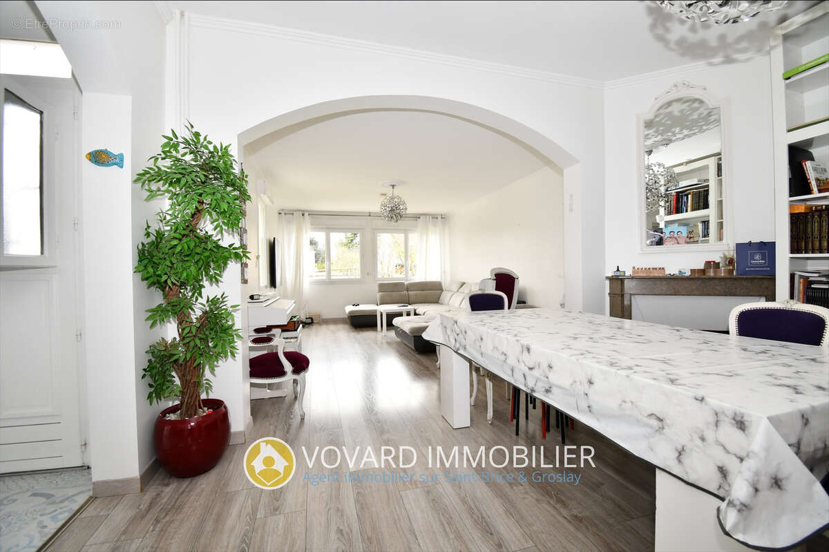 Maison à SAINT-BRICE-SOUS-FORET