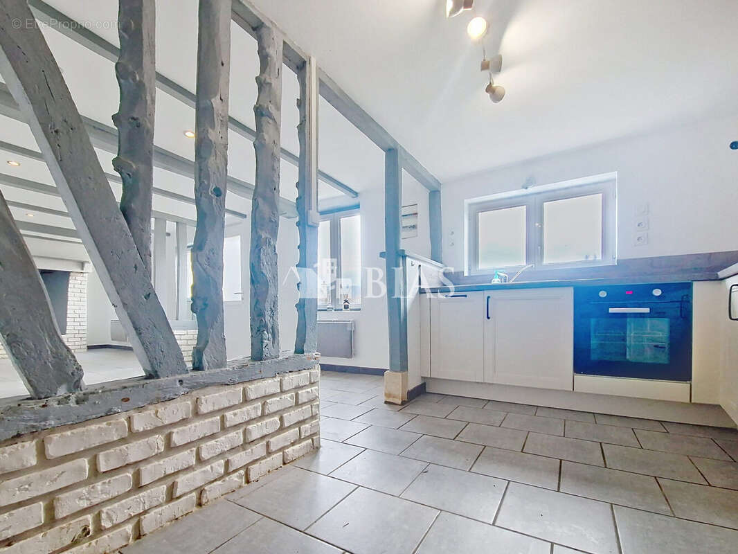 Maison à PONT-L'EVEQUE