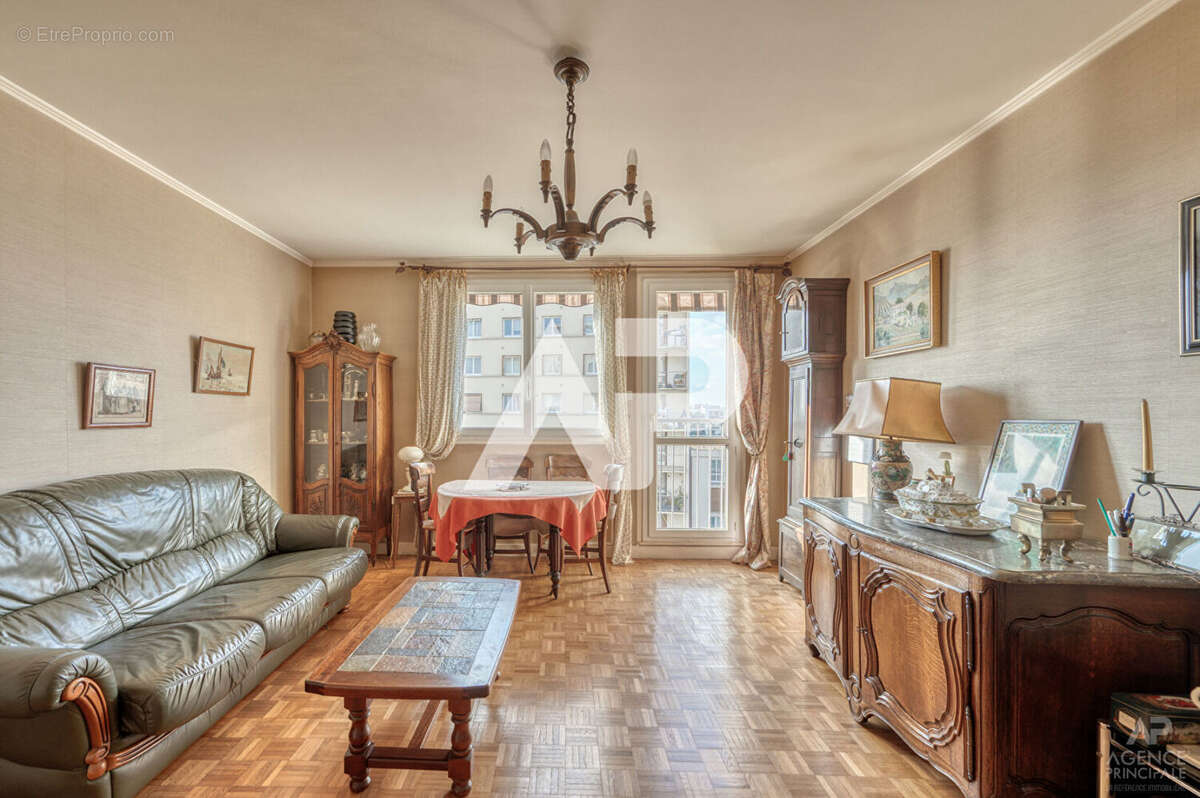 Appartement à RUEIL-MALMAISON