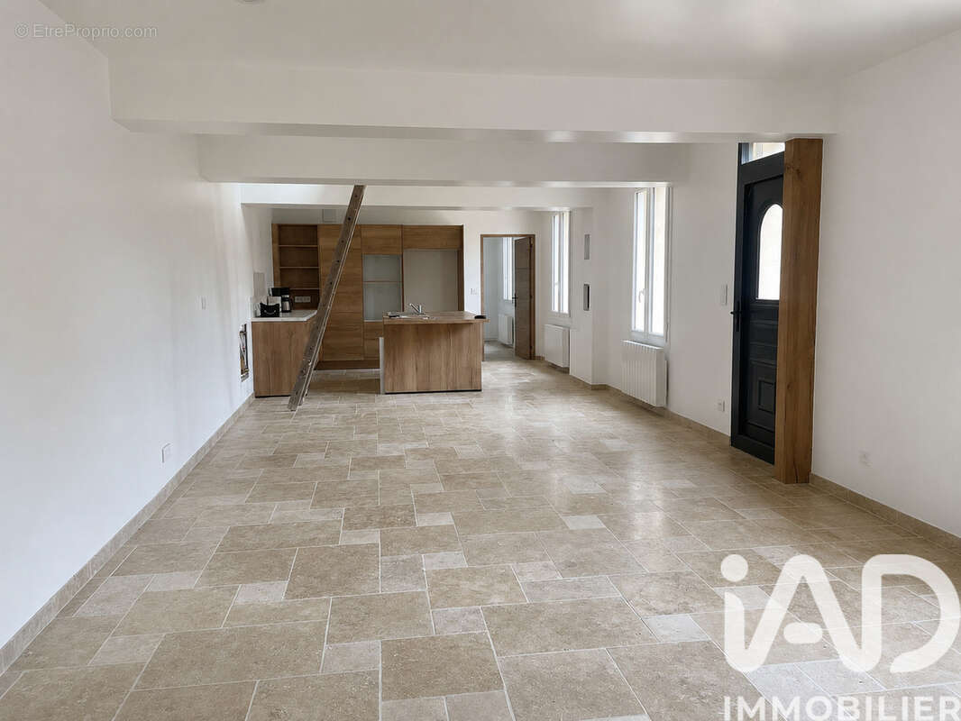 Photo 3 - Maison à AUNEUIL