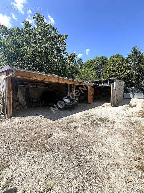 Villeneuve sur Aisne : Maison 2019 - 3 chambres - garage + dépendances - photo 11