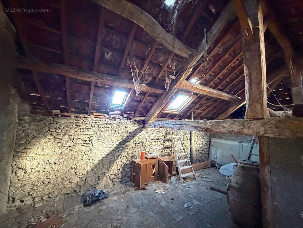 Maison à SEYSSEL
