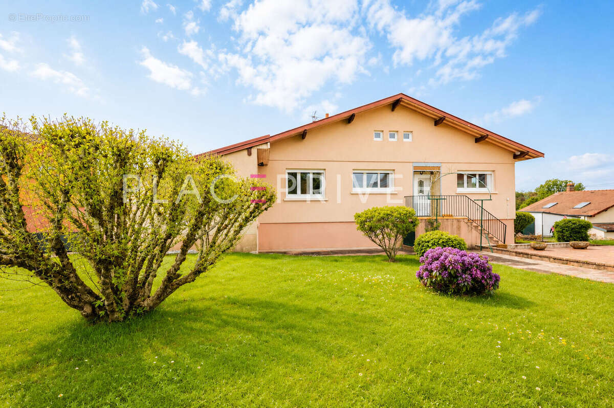 Maison à DEYVILLERS
