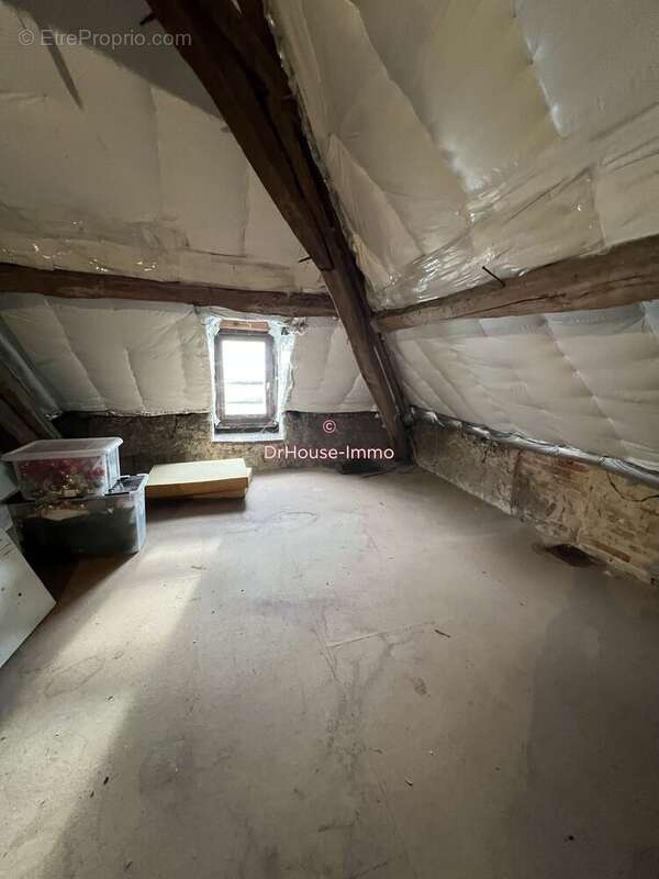 Maison à MEHUN-SUR-YEVRE