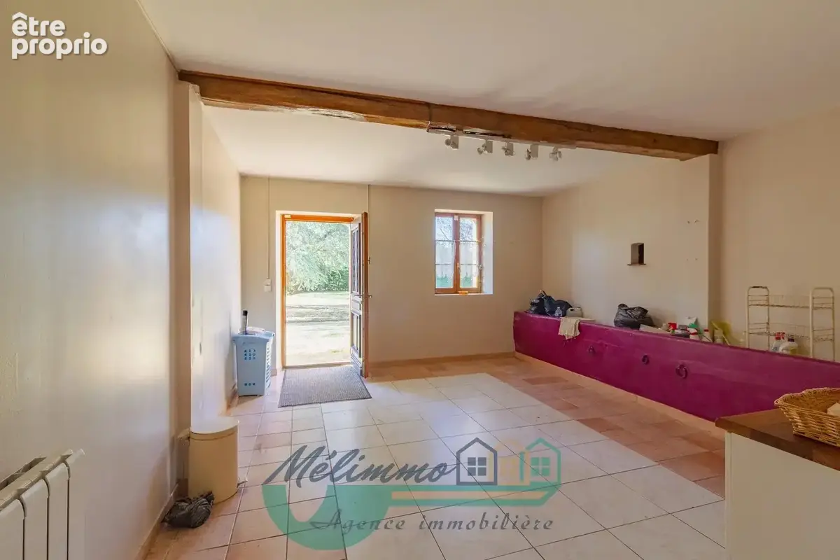 Maison 8 pièces 229 m² à vendre à Villeneuve-Les-Genets (89350) - photo 7