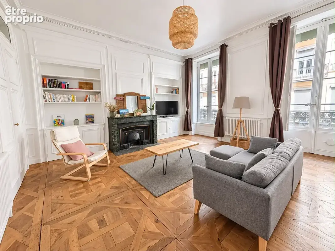 Exclusivité - Appartement de 4 pièces avec balcon - Lyon 6 Place M.Lyautey - photo 4