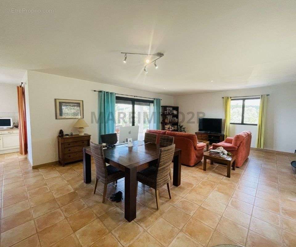 maison avec nombreuses possibilités - photo 2
