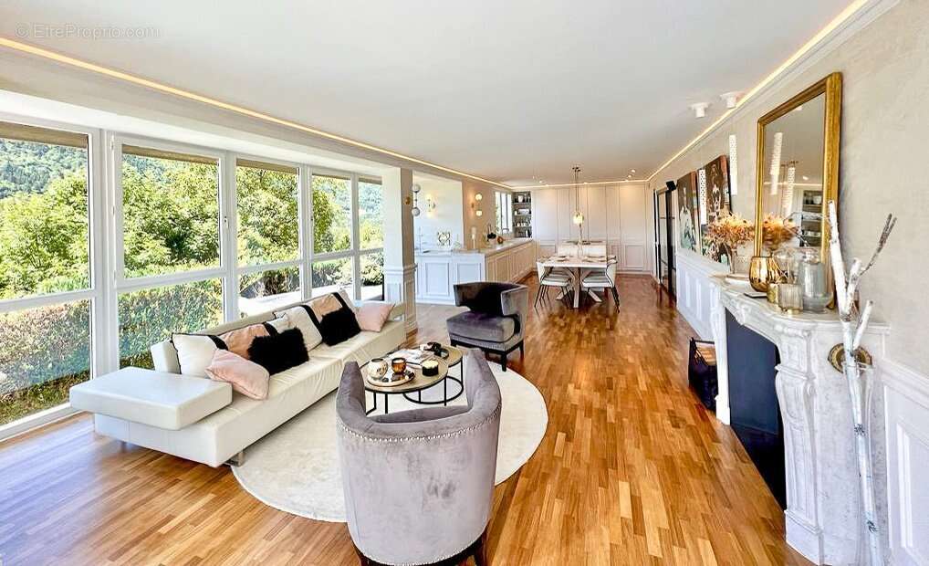 Maison à MENTHON-SAINT-BERNARD