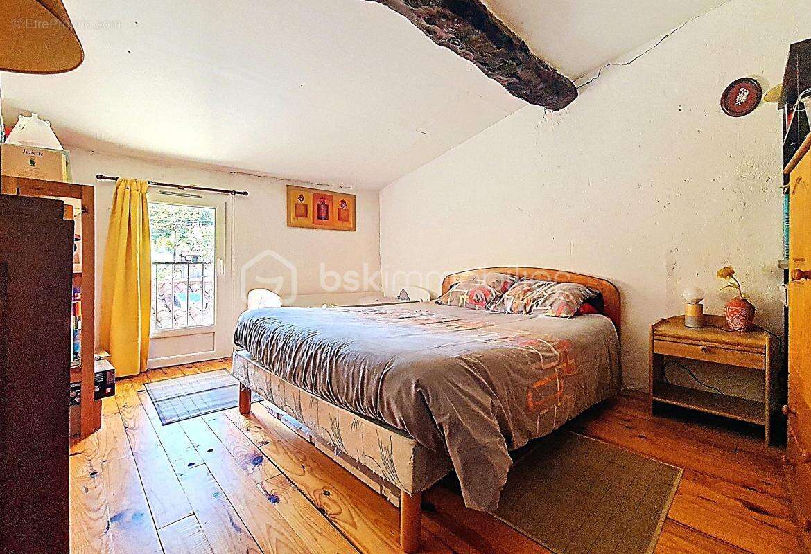 Maison de village avec terrasse, 4 chambres, garage, cave - photo 3