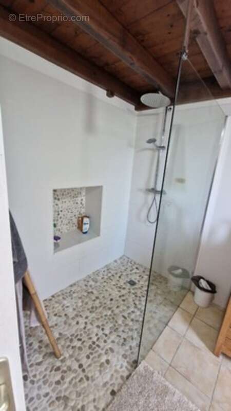 Maison à PETIT-BOURG