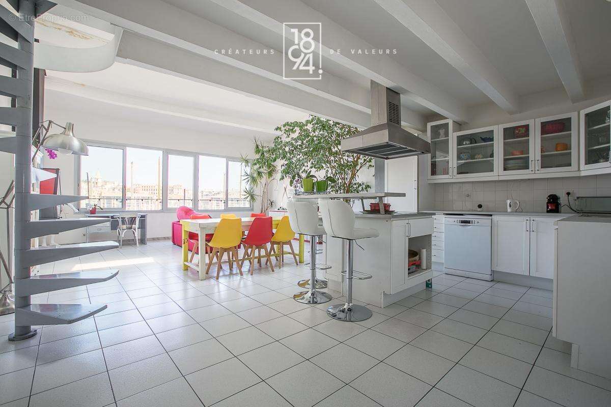 Appartement à MARSEILLE-7E