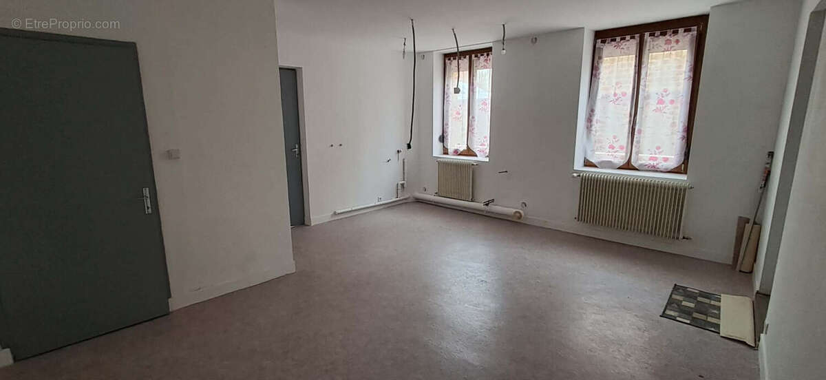 Maison 131 m² à Vivier-Au-Court  - photo 5