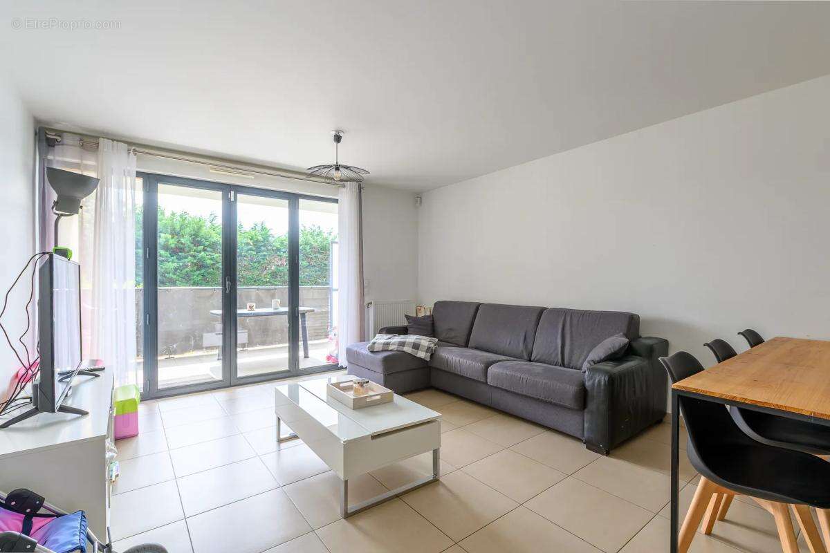 Appartement à PONTAULT-COMBAULT