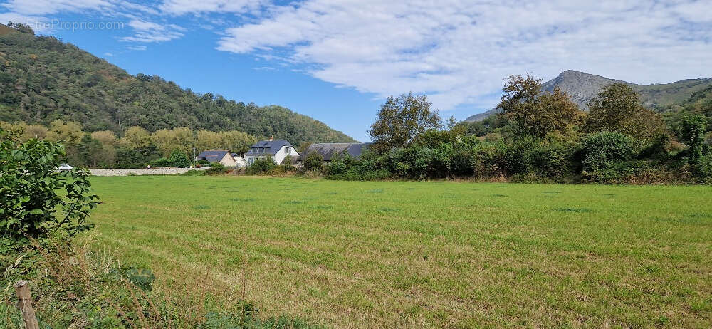 Terrain à ARGELES-GAZOST