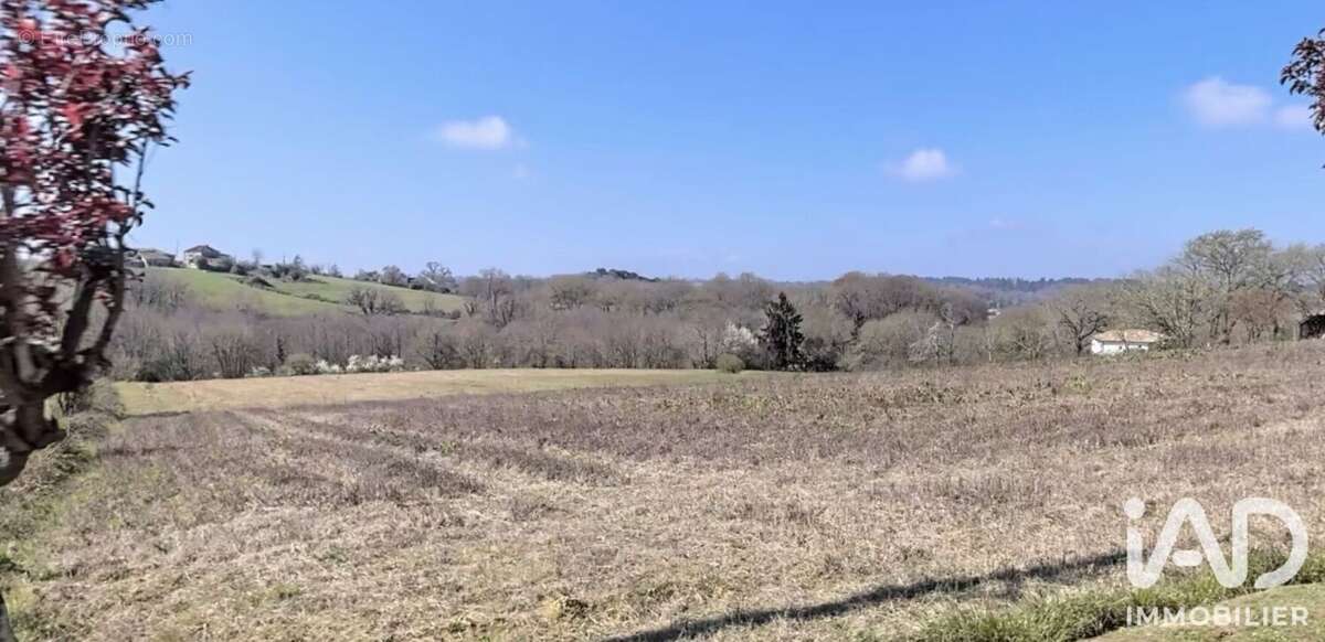 Terrain 2244 m² à Bonnut  - photo 2