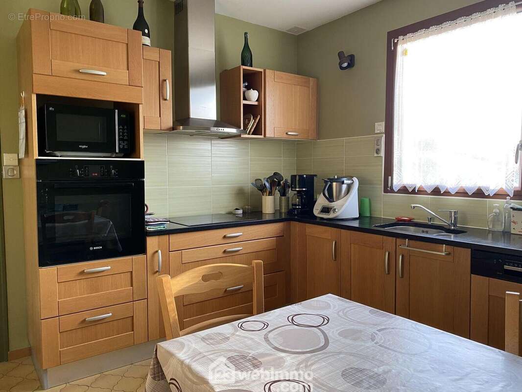 CUISINE - Maison à LA ROCHE-SUR-YON