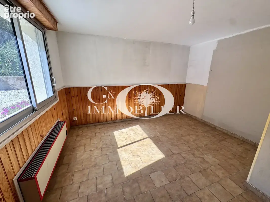 Maison- 5 pièces- 483 m2 de terrain - photo 12