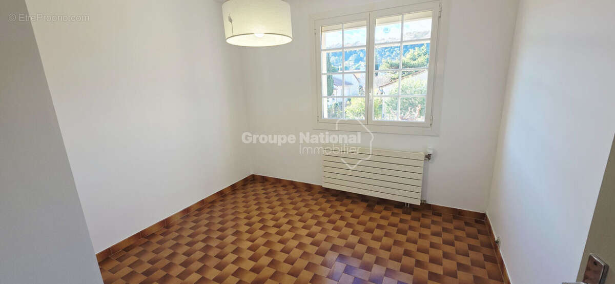 Maison à BAGNOLS-SUR-CEZE