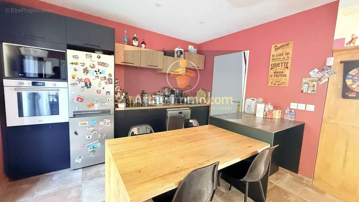 Maison à POURRIERES