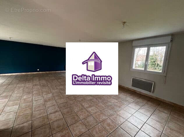 Maison à SAINT-ETIENNE-DU-VAUVRAY