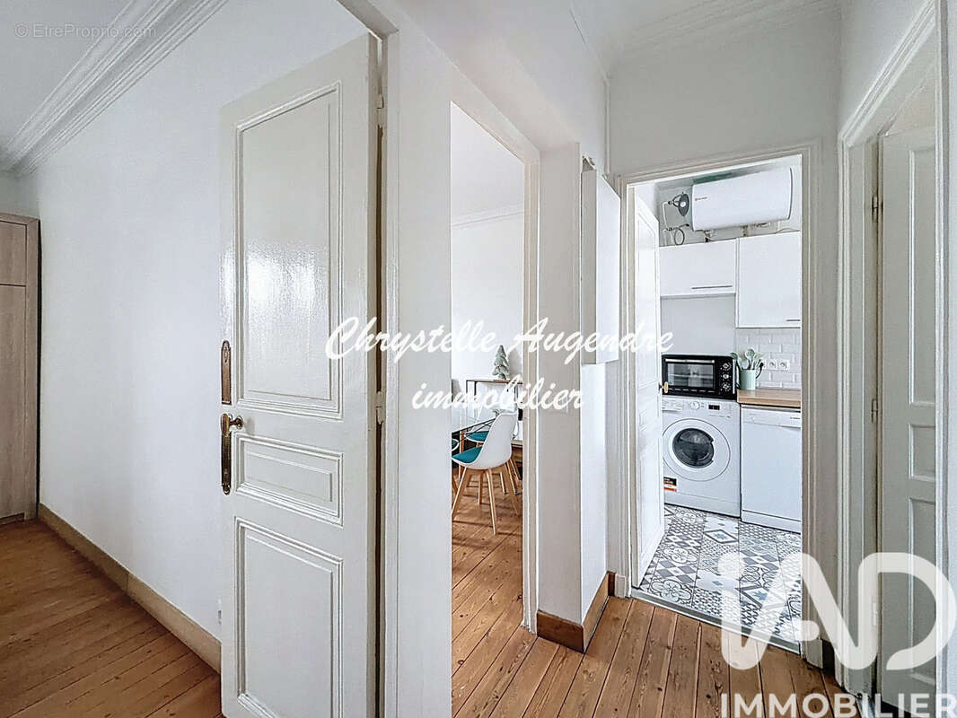 Photo 6 - Appartement à LA GARENNE-COLOMBES