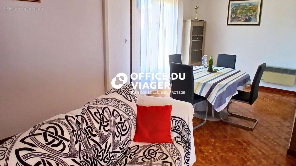 Maison  - 4 pièces - 150 m² - photo 4