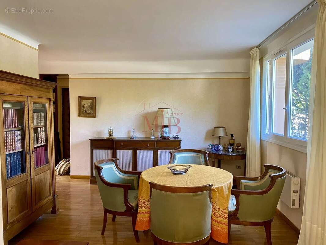 Appartement à AIX-EN-PROVENCE