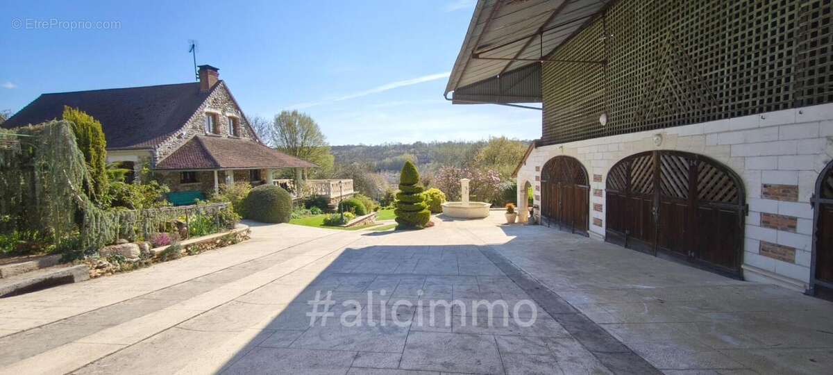 Maison triangle Sézanne-Montmirail-Epernay 182 m2 - photo 2